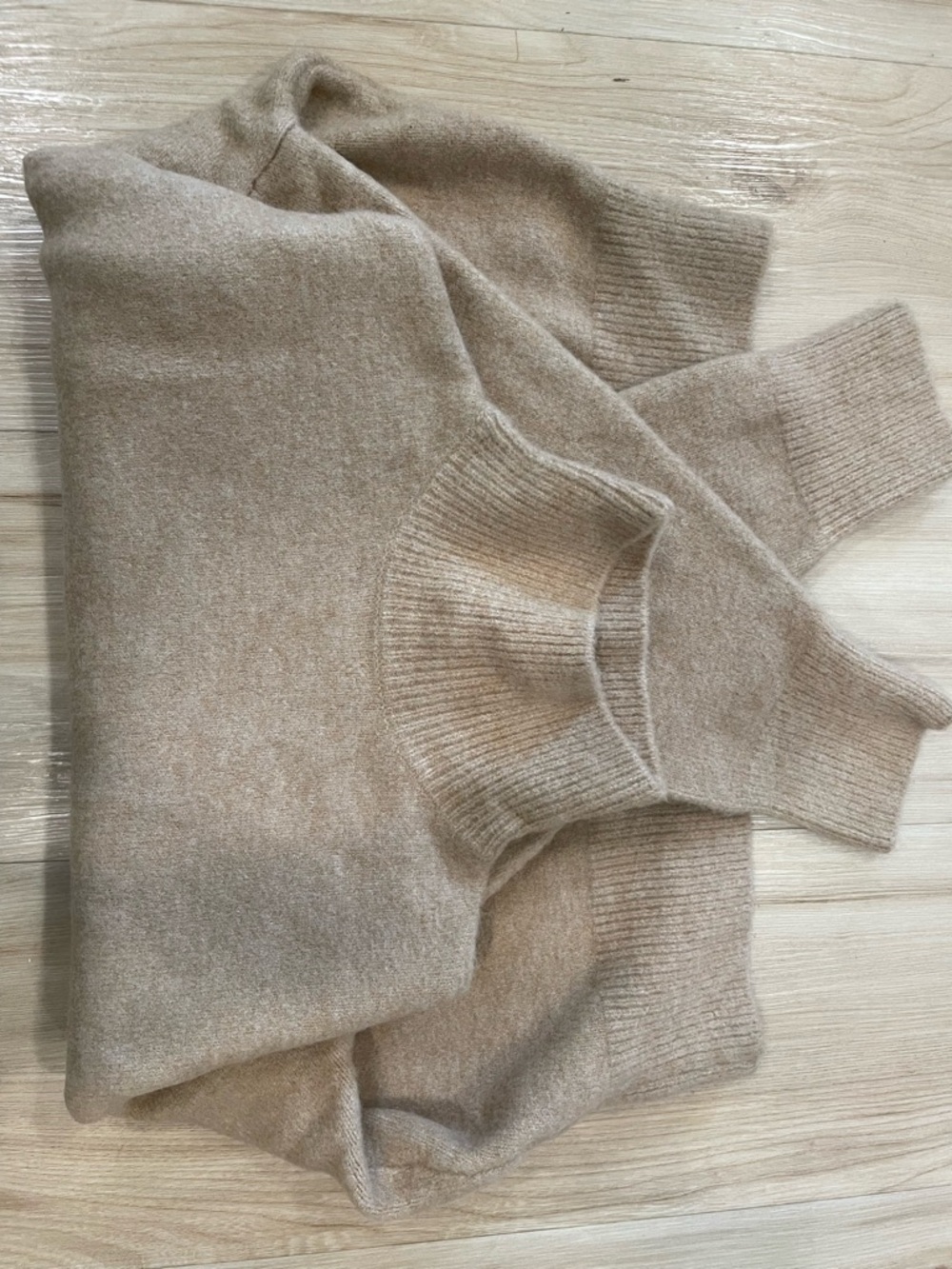 Zara Women's Turtleneck Sweater in Light Beige